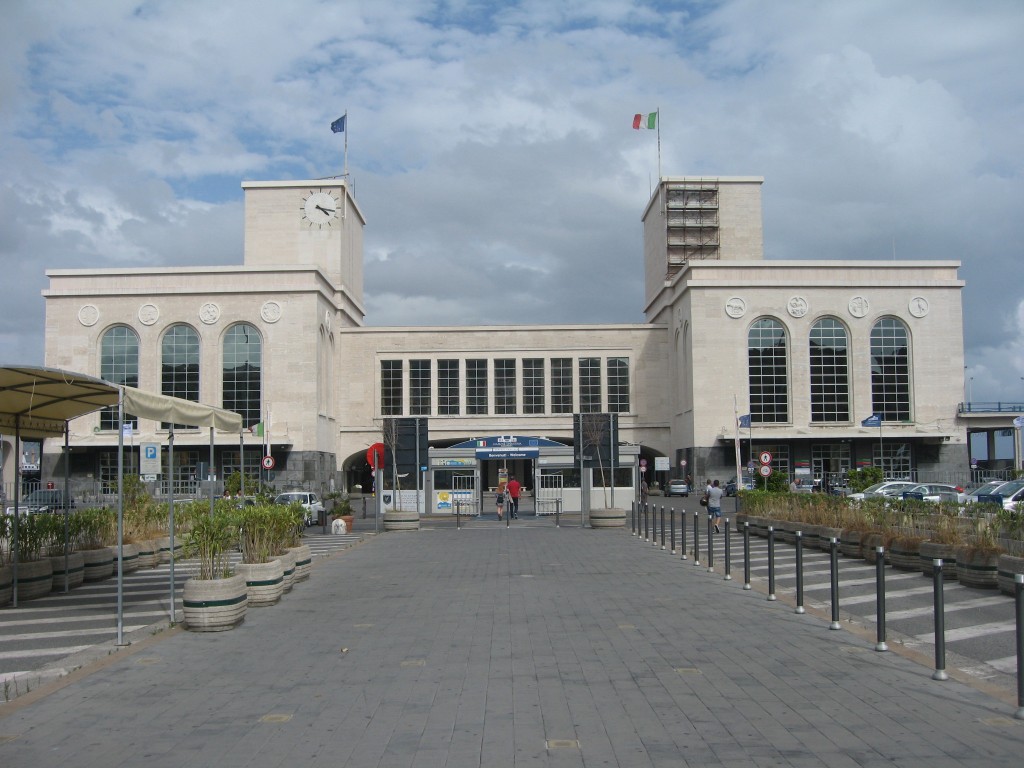 Portul_Napoli_-_Stazione_Marittima